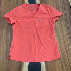 Catarina scrub top figs size small clay